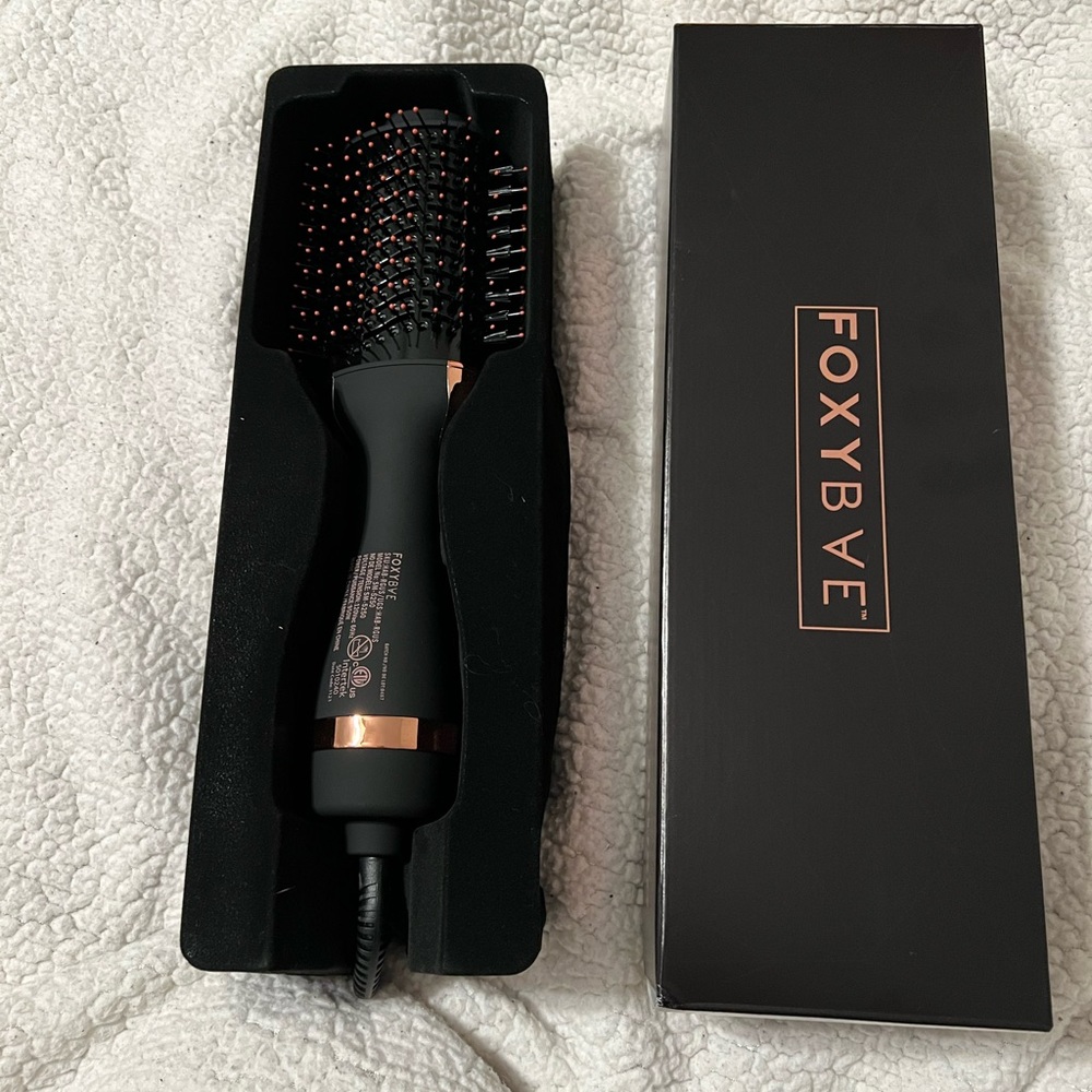FOXYBAE BLOW DRY BRUSH